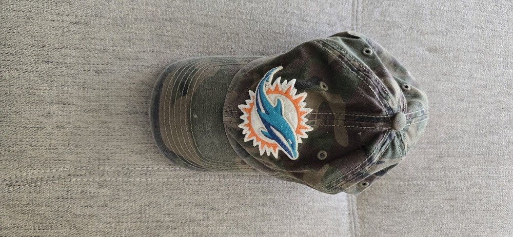 47 Brand Miami Dolphins Clean Up Camo Baseball Cap Small NFL Hat